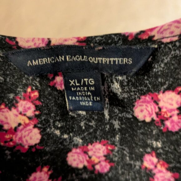 American eagle outfitters Size XL Floral tank top - Picture 2 of 2
